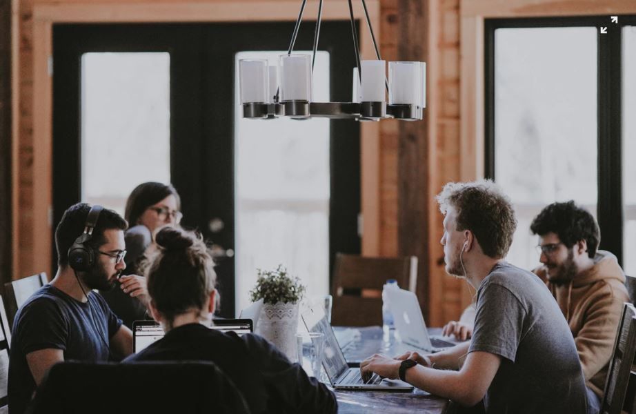 How IT Outsourcing Increases SME's Creditworthiness
