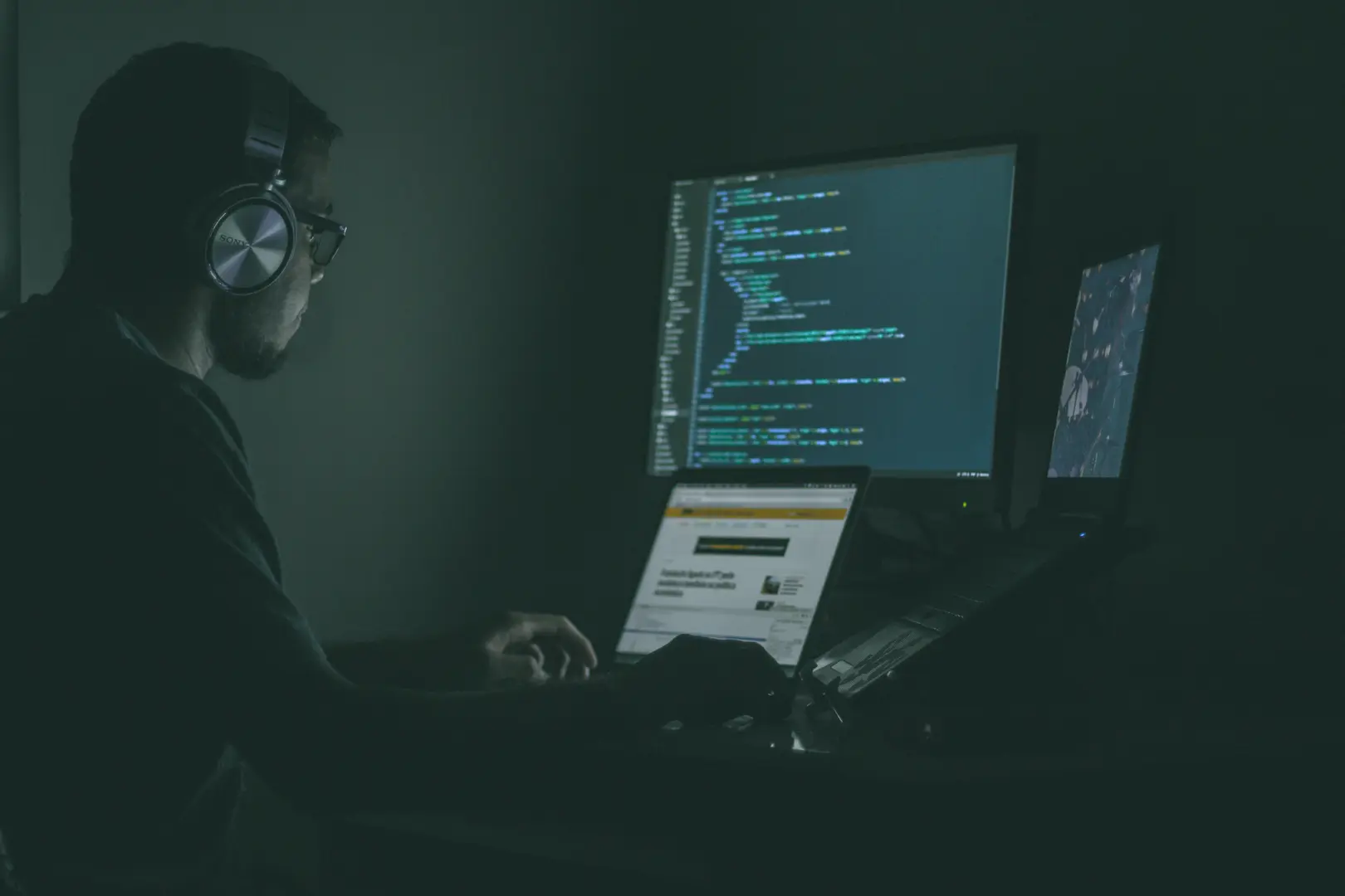 How to Become a White Hat Hacker from Scratch?