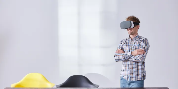 How Virtual Reality Mobile App Development Will Shape the Future of Business?