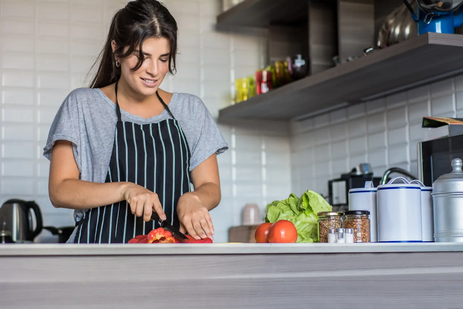 How Home Chefs Make Money Straight From Their Kitchens