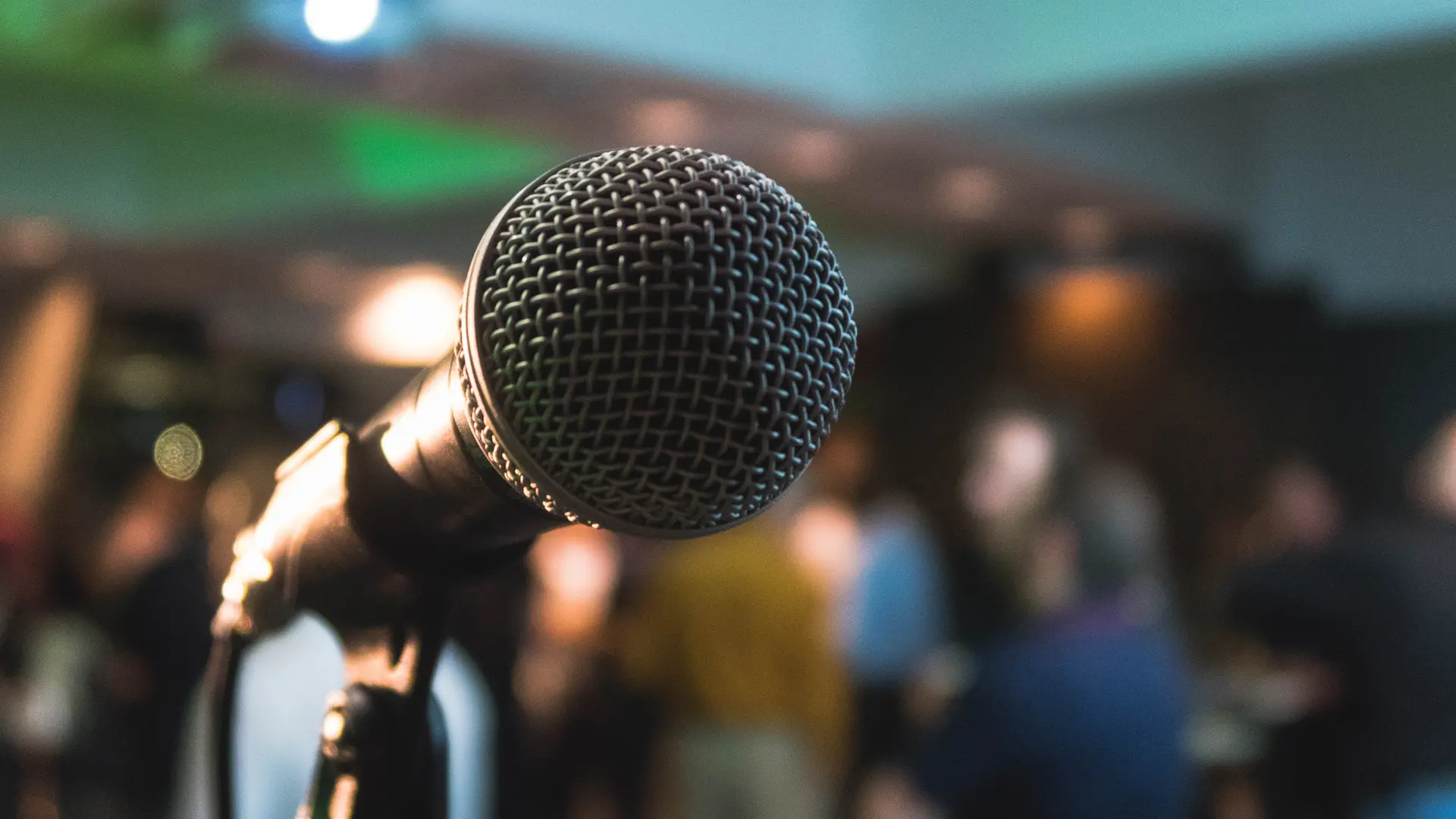 How to Overcome the Fear of Public Speaking?