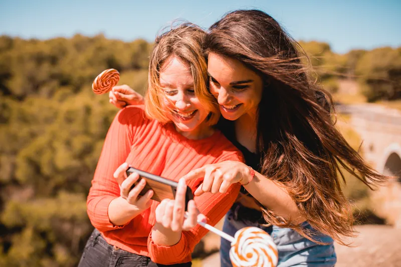 11 Reasons You Will Fall In Love With Social Travel