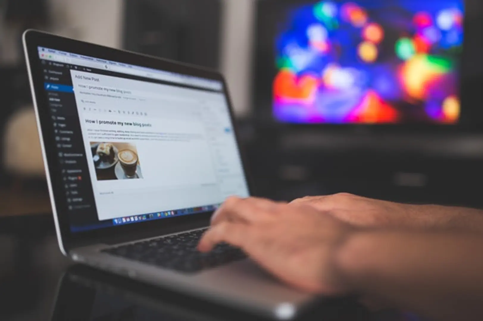 How to Make Fulltime Career in Blogging: Scope & Income