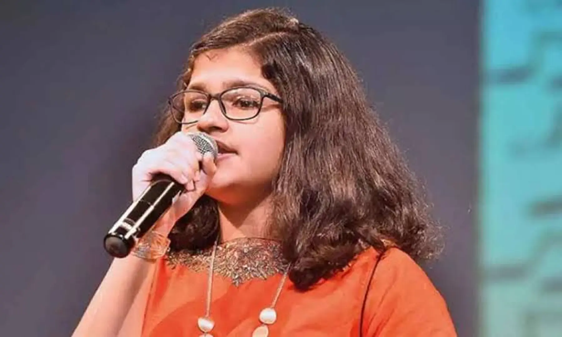 सुचेता ने 120 भाषाओं में गाने गाकर जीत लिया ग्लोबल चाइल्ड प्रोडिजी अवॉर्ड