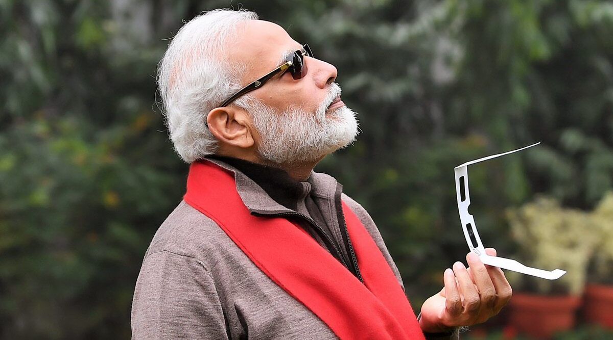 प्रधानमंत्री मोदी ने लाइव स्ट्रीम के जरिए देखा सूर्य ग्रहण, ट्वीटर पर पोस्ट की तस्वीरें