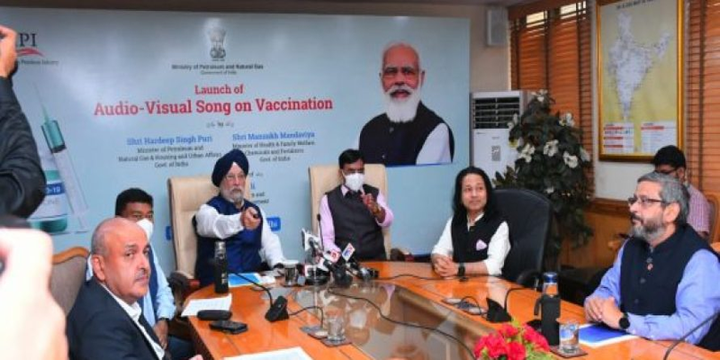 देश भर में टीकाकरण अभियान को बढ़ावा देने के लिए पद्मश्री कैलाश खेर का गीत लॉन्च
