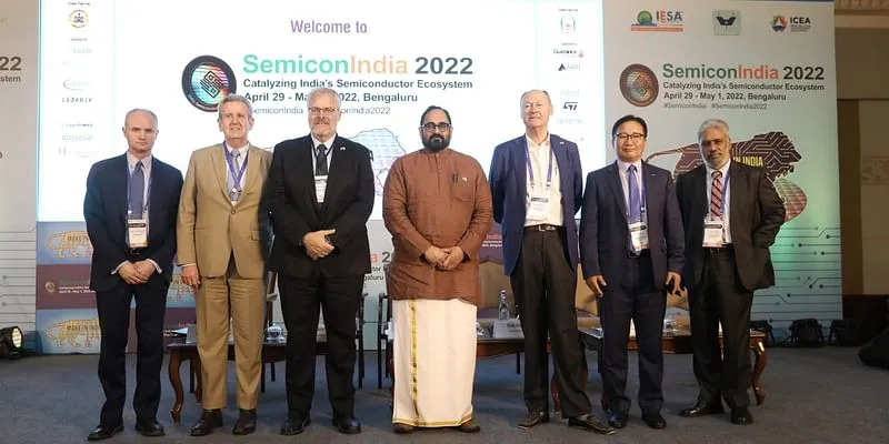 भारत के सेमीकंडक्टर ईकोसिस्टम की वृद्धि में तेज़ी लाने के प्रमुख भाग के रूप में, सेमीकॉन इंडिया 2022 में डिजाइन और सह-विकास समझौतों की घोषणा की गई