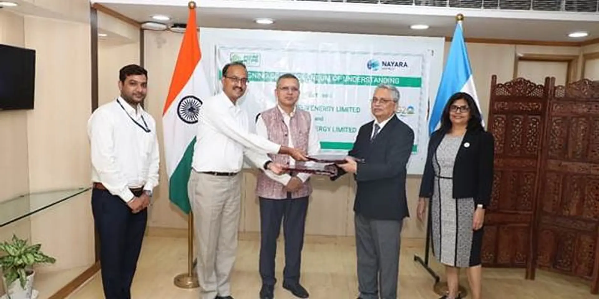 NTPC ग्रीन एनर्जी लिमिटेड ने ग्रीन हाइड्रोजन प्रोडक्शन के लिए Nayara Energy के साथ मिलाया हाथ
