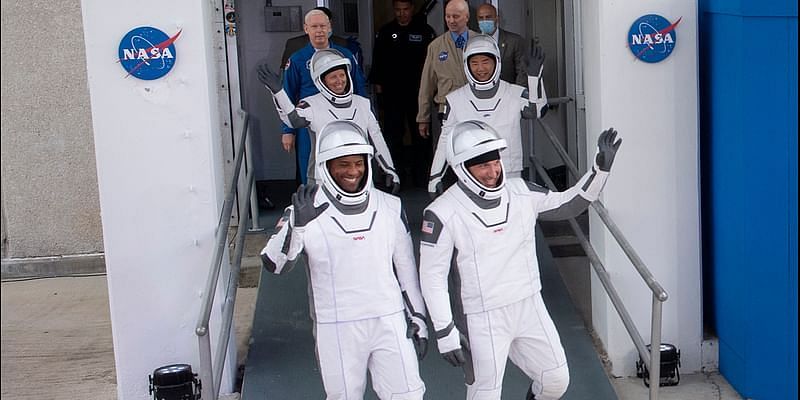 एलन मस्क की कंपनी SpaceX ने लॉन्च किया दूसरा क्रू, चार अंतरिक्ष यात्रियों को भेजा अंतरराष्ट्रीय अंतरिक्ष स्टेशन