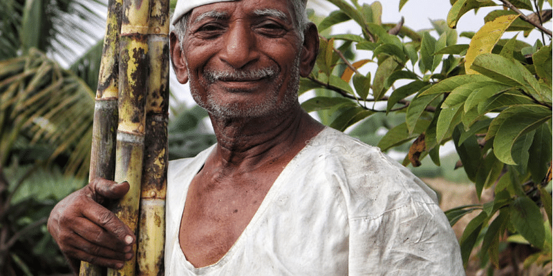 गन्ने की जैविक खेती से जमीन और ज़िंदगी संवारता 74 साल का ये किसान