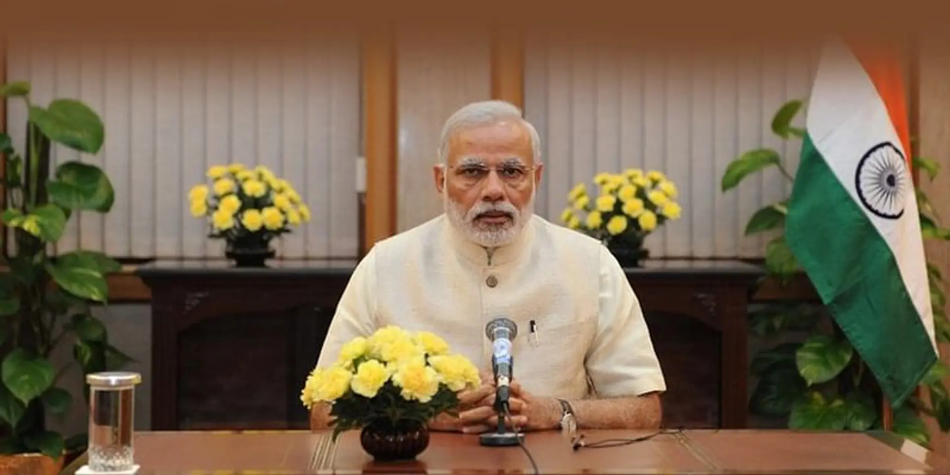 पीएम मोदी ने देश में FM कनेक्टिविटी बढ़ाने के लिए 91 नए FM ट्रांसमीटरों का उद्घाटन किया
