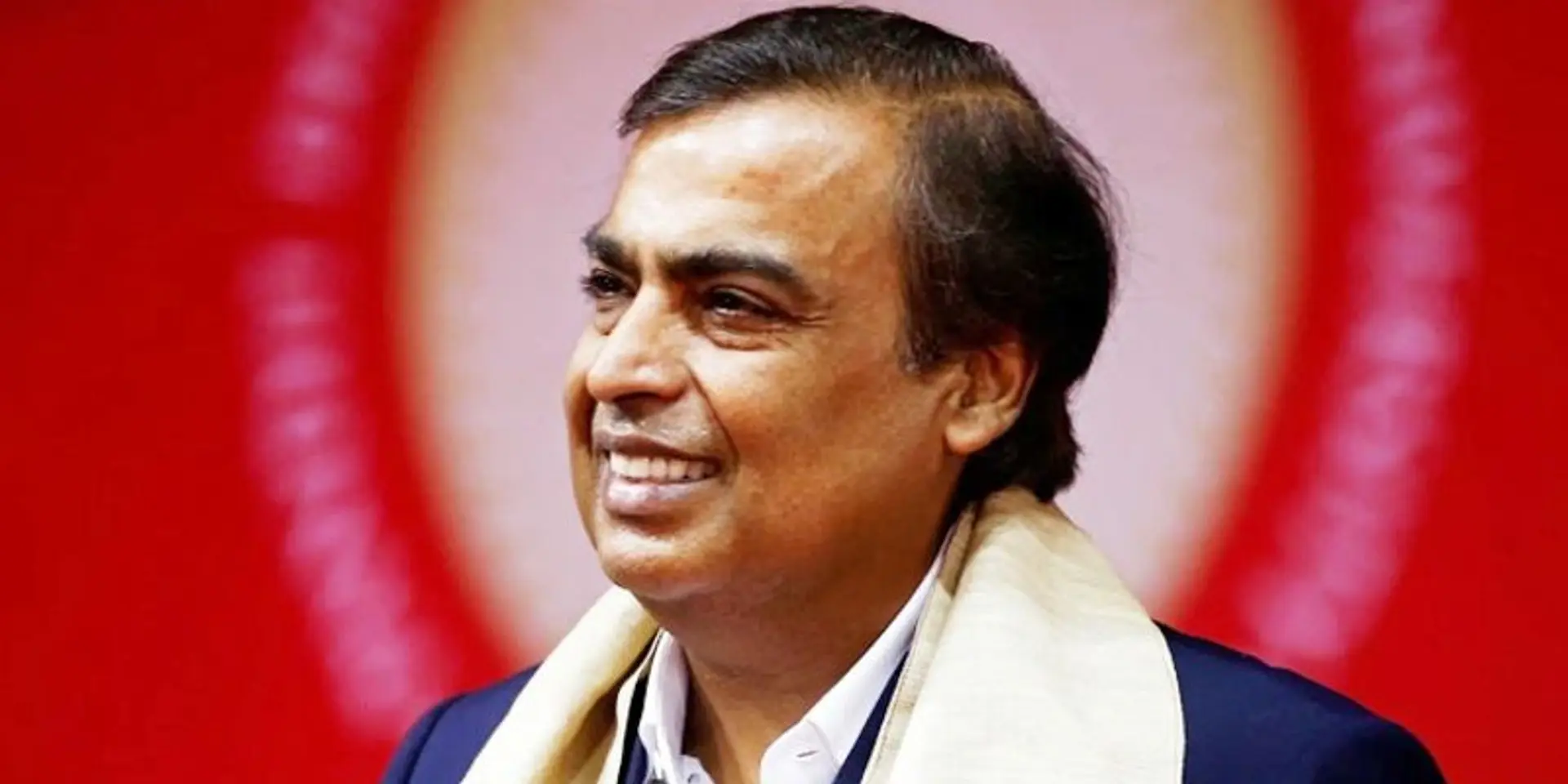 कोरोना वायरस : 30 हजार से कम सैलरी वाले अपने कर्मियों को महीने में 2 बार सैलरी देगी रिलायंस