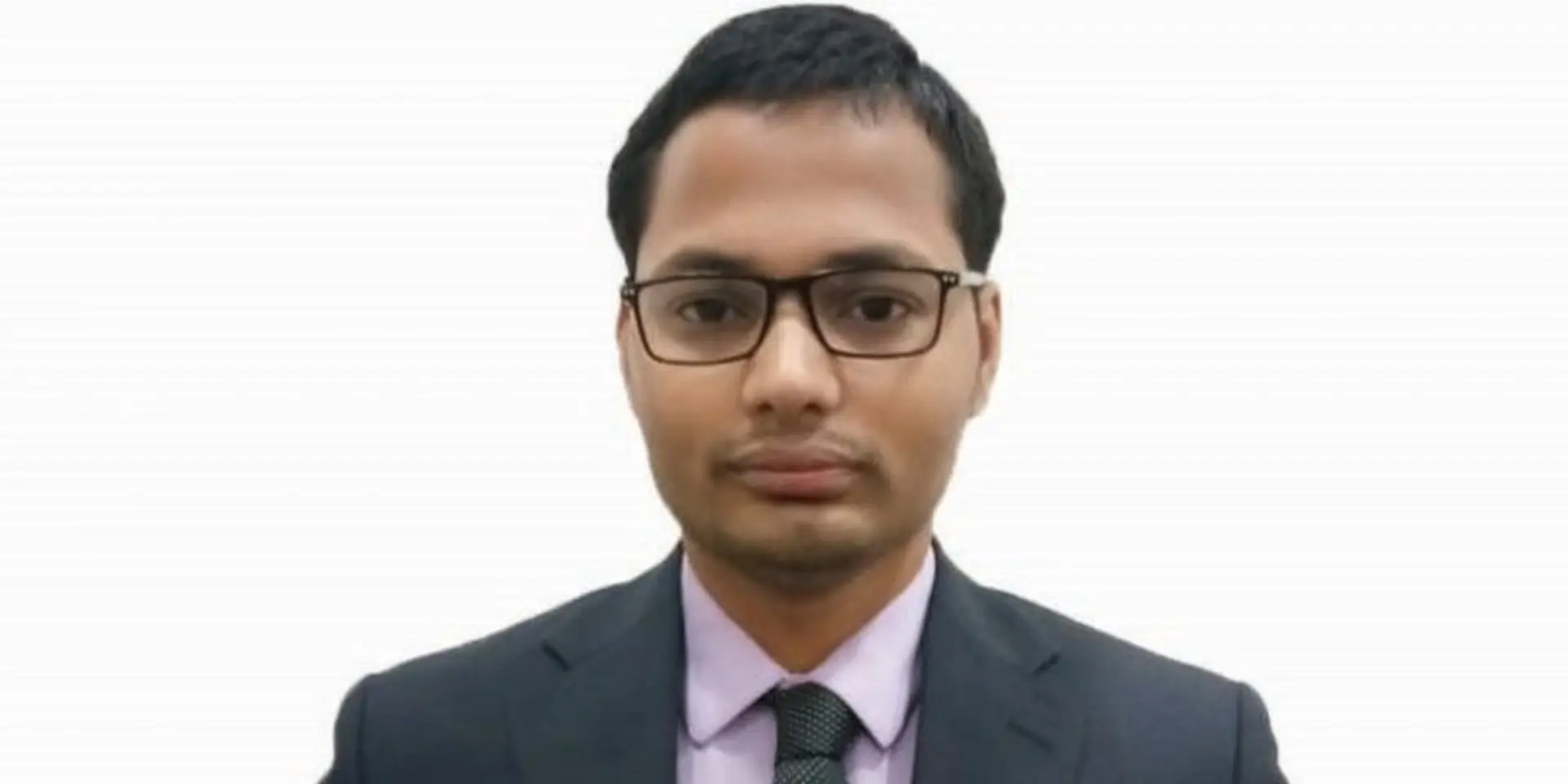 संस्कृत की पढ़ाई कर अधिकारी बनने वाले बिहार के आदित्य झा की प्रेरक कहानी