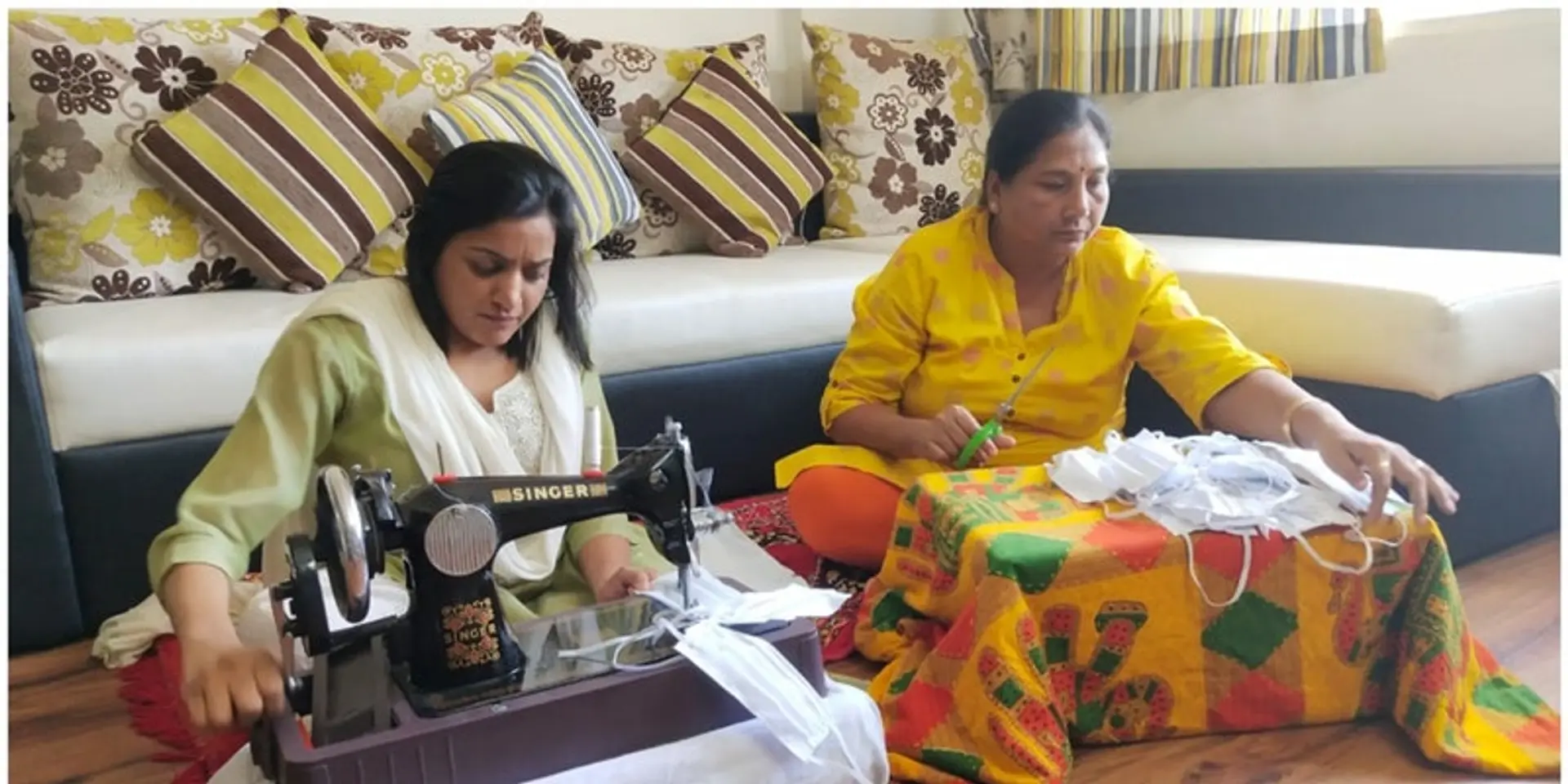 2 साल की उम्र में पोलियो को मात देकर IRS बनने वालीं सारिका जैन कोरोना से जंग में यूं कर रहीं सरकार की मदद