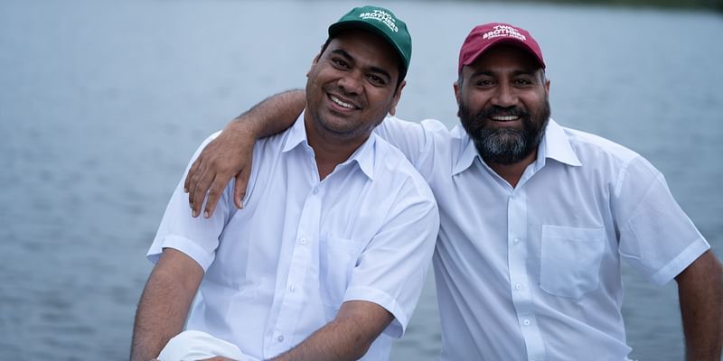 दो भाइयों ने बैंकिंग का करियर छोड़ शुरू की खेती; अक्षय कुमार और विरेंद्र सहवाग से मिली फंडिंग