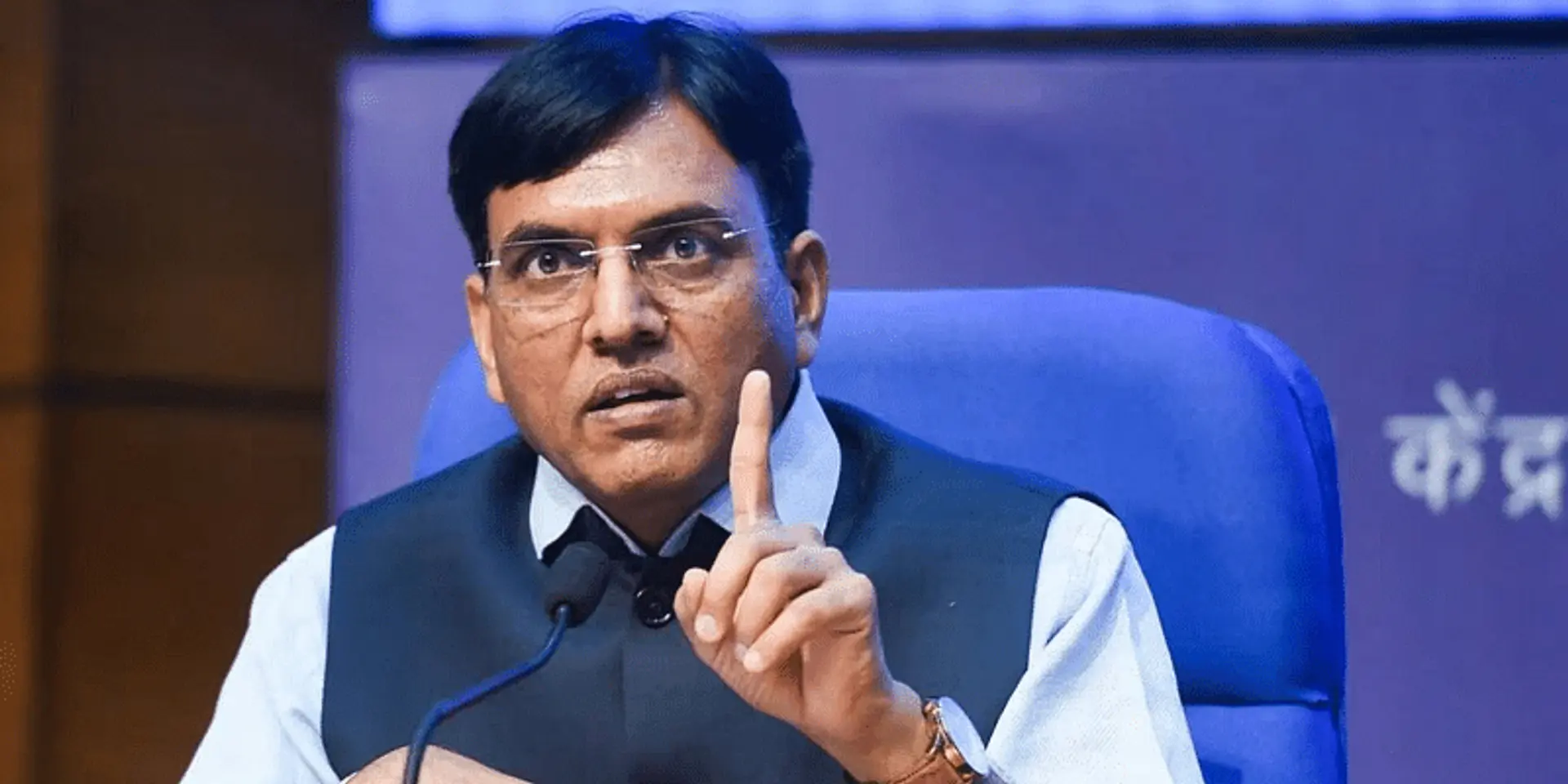 किसानों के उपयोग के लिए नियत यूरिया का औद्योगिक इस्तेमाल कतई बर्दाश्त नहीं होगा: डॉ. मनसुख मांडविया