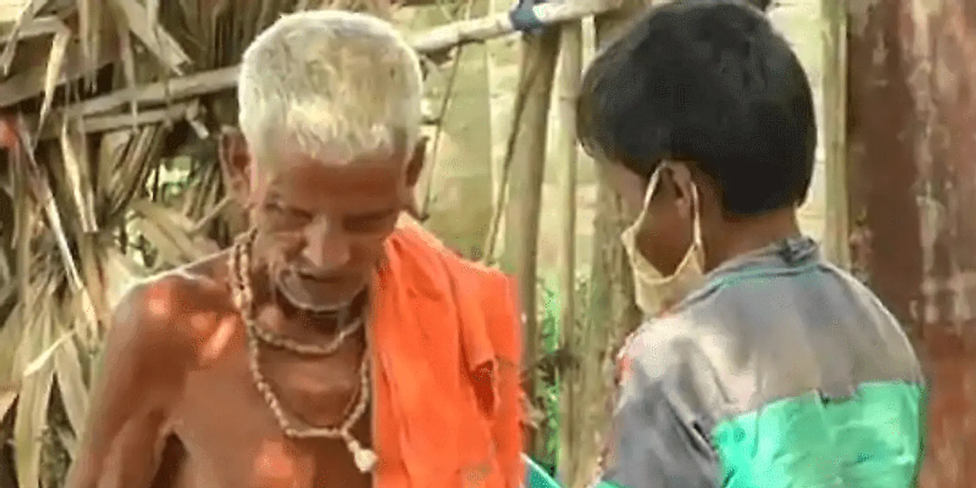 पद्मश्री पुरस्कार से सम्मानित हुए 102 साल के नंदा प्रस्थी, जो बीते 7 दशकों से बच्चों को मुफ्त में शिक्षा दे रहे हैं