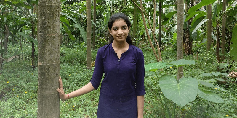 मिलें 15 वर्षीय नेहा भट्ट से, जो खुद के बनाये ऑटोमेटिक एग्री स्प्रेयर के जरिये सुपारी किसानों को दिला रही बेहतर आमदनी