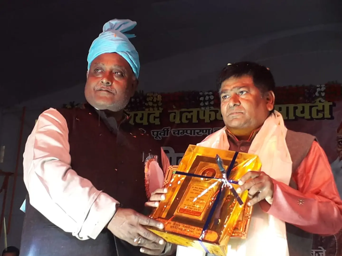 मिलें मोतिहारी, बिहार के प्रसाद रत्नेश्वर से, हिम्मत और जज़्बे से दी कैंसर को मात, चीन के मठों में गाए जाते हैं इनके लिखे बौद्ध गीत