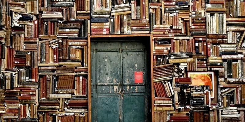 भोपाल नगर निगम का किताब घर पुरानी किताबों को दे रहा है नया रूप