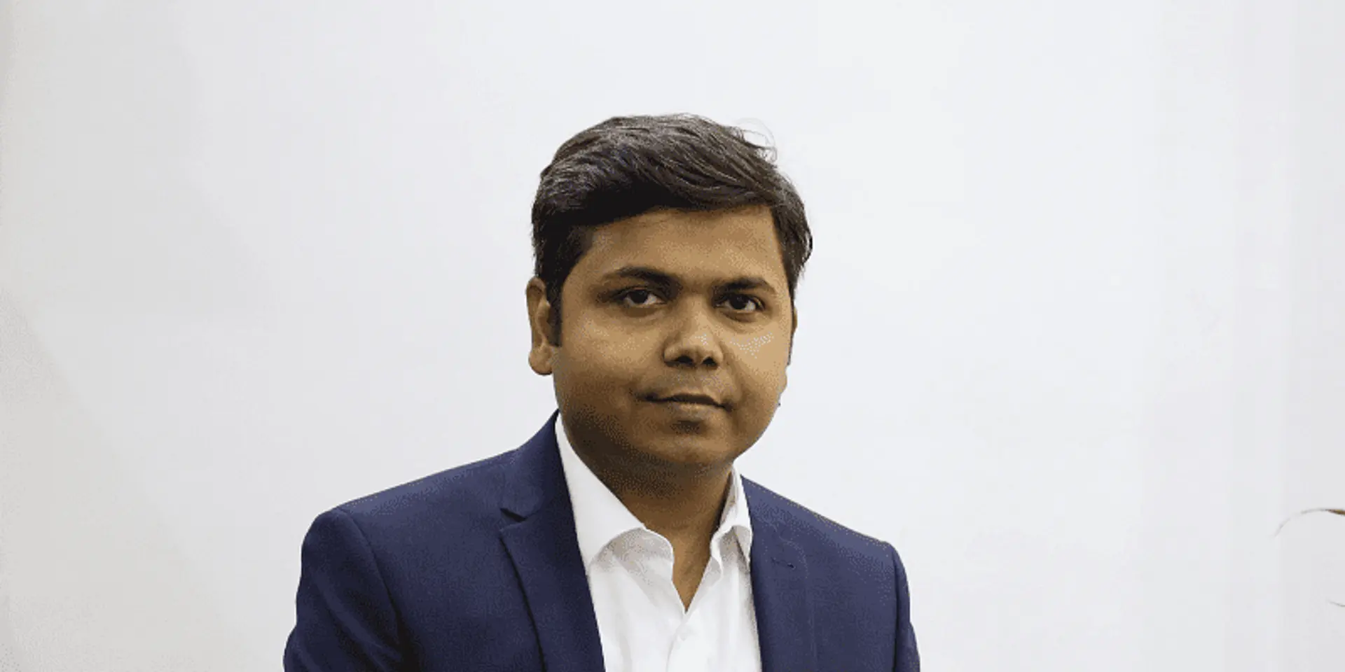 जानिए कैसे यह स्माल ट्रेडिंग बिजनेस डाबर, पतंजलि को टक्कर देते हुए बना 200 करोड़ रुपये का हनी ब्रांड