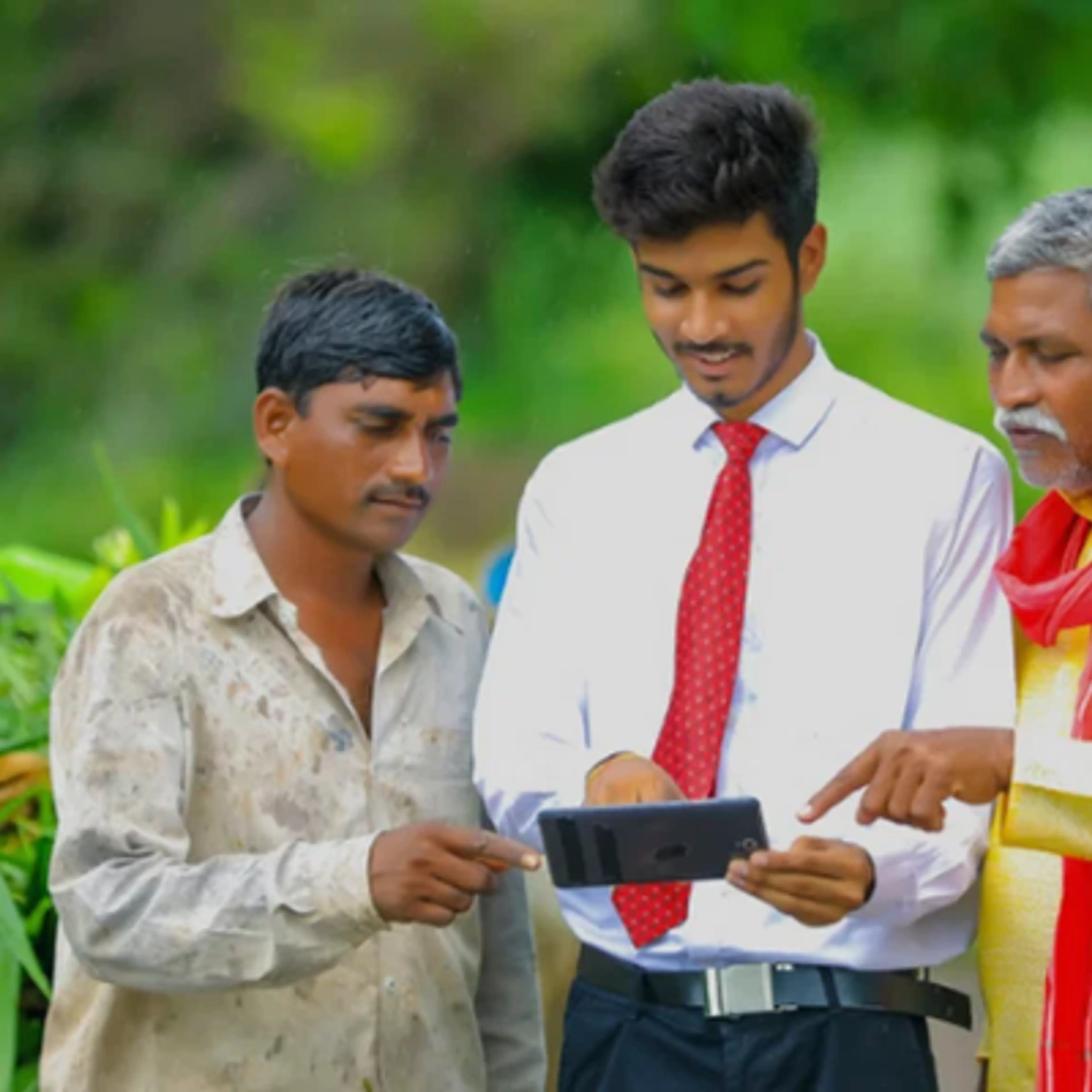 ग्रामीण क्षेत्रों में बढ़ रही है डिजिटल बैंकिंग सेवाओं की माँग