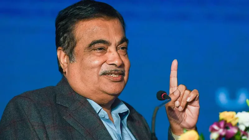 केंद्रीय मंत्री नितिन गडकरी