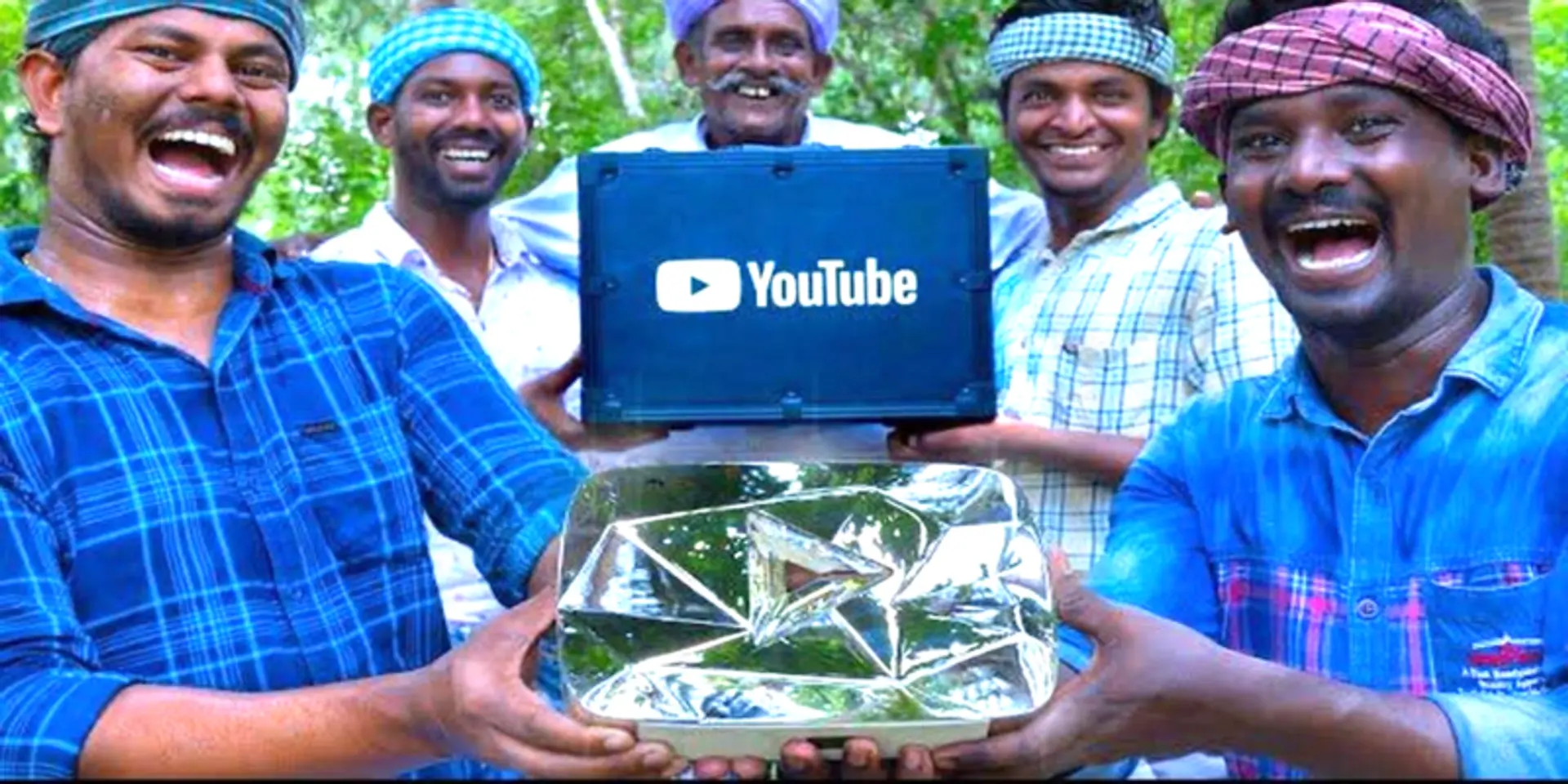 इस YouTube कुकिंग चैनल ने हासिल किए 1 करोड़ रिकॉर्ड सब्सक्राइबर्स; मिला डायमंड प्ले बटन