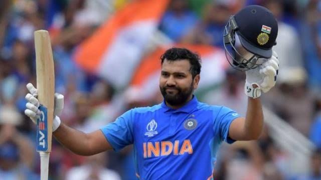 रोहित शर्मा वनडे में 9000 रन बनाने वाले तीसरे सबसे तेज खिलाड़ी