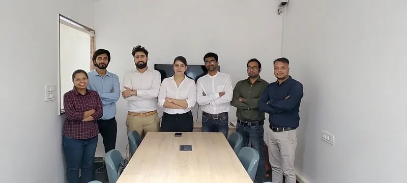 इंदौर स्थित ऑफिस में TutorCabin की टीम