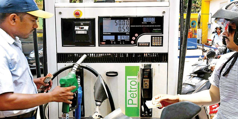 GST काउंसिल ने पेट्रोल-डीजल को GST के दायरे में लाने वाले प्रस्ताव को किया नामंजूर