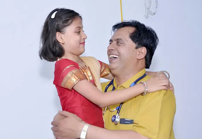डॉ. गणेश राख