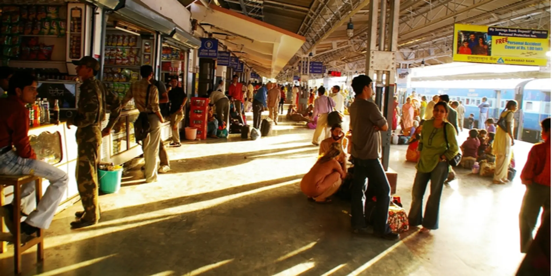 रेलवे स्टेशनों पर अब स्टॉल पर मिलेंगी कोरोना वायरस से बचाव संबंधी जरूरी चीजें