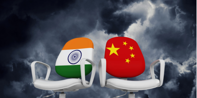 अगर चीन है दुनिया की 'फैक्ट्री' तो भारत बन सकता है दुनिया का 'ऑफिस'
