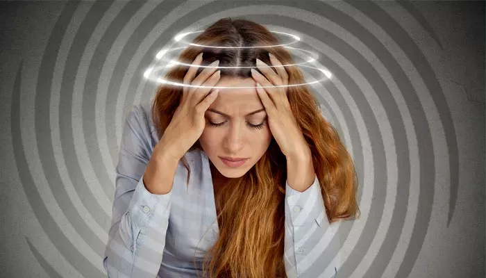 understand-what-is-vertigo-chakkar-know-how-to-control-it-here-is-the-tips