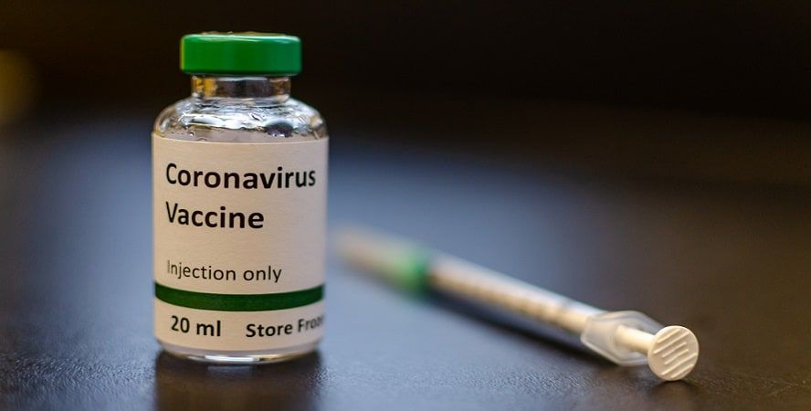 तो क्या ब्रिटेन में इस साल के अंत तक बनकर तैयार हो जाएगी कोविड-19 की वैक्सीन?