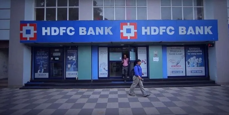 चीन के केंद्रीय बैंक ने HDFC के 1.75 करोड़ शेयर खरीद लिए हैं।