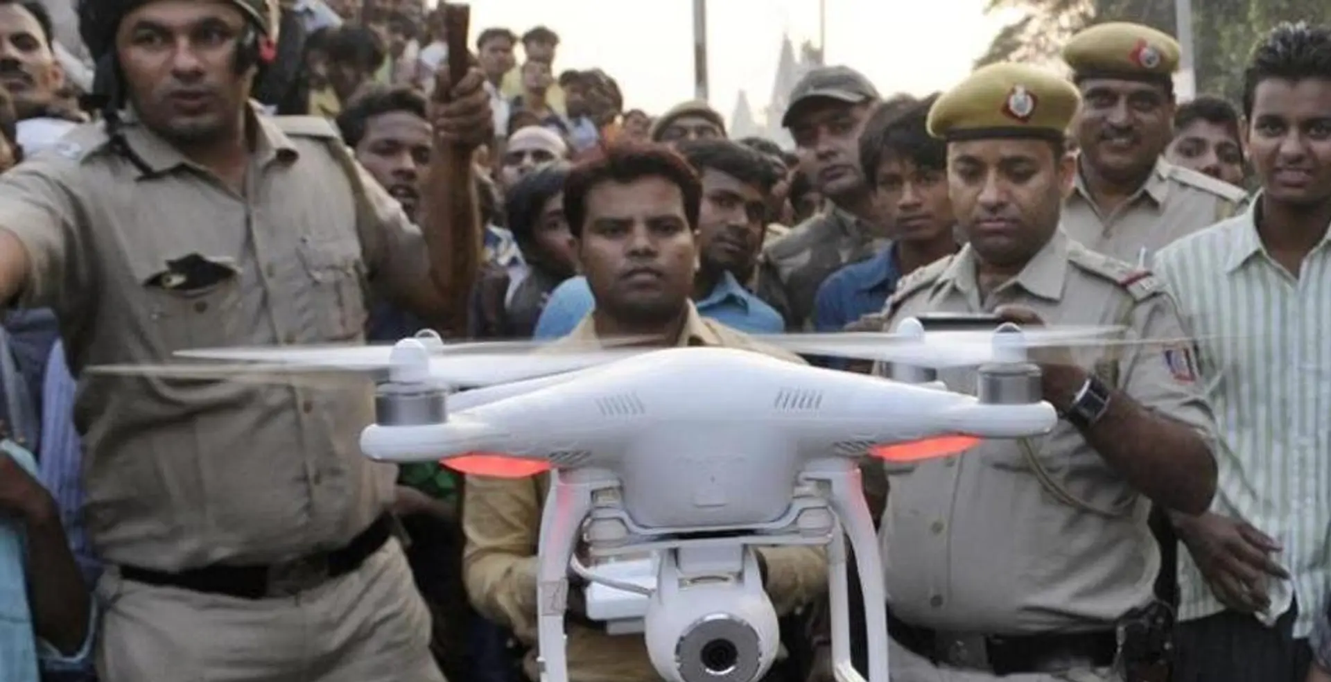 विरोध प्रदर्शन के बीच दिल्ली पुलिस ने ड्रोन से की निगरानी, पकड़े जाएंगे शरारती तत्व