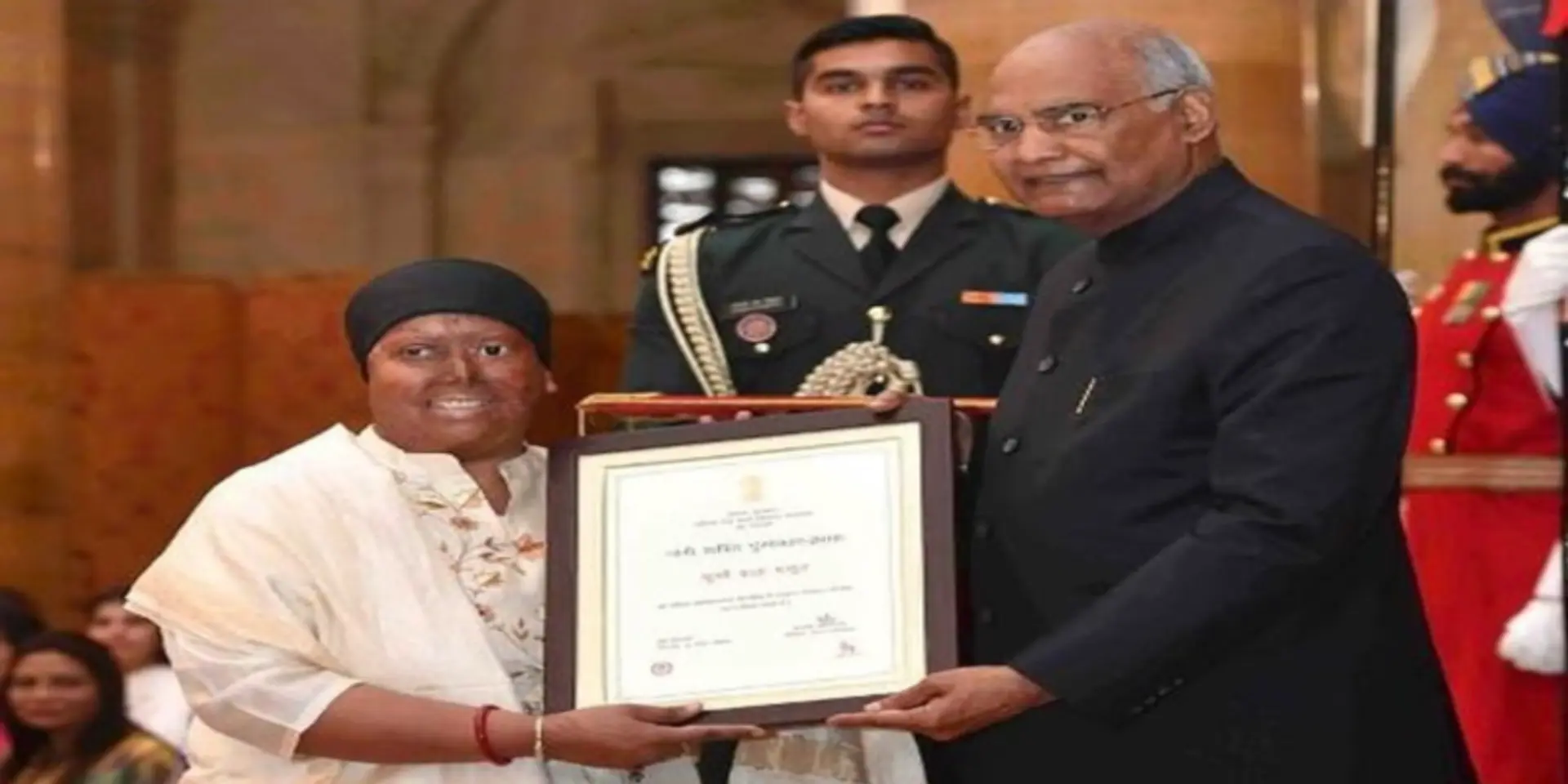 फौलादी इरादों से बनी हैं एसिड अटैक सर्वाइवर प्रज्ञा प्रसून सिंह, 'अतिजीवन फ़ाउंडेशन' शुरू कर अन्य पीड़ितों की कर रही हैं मदद