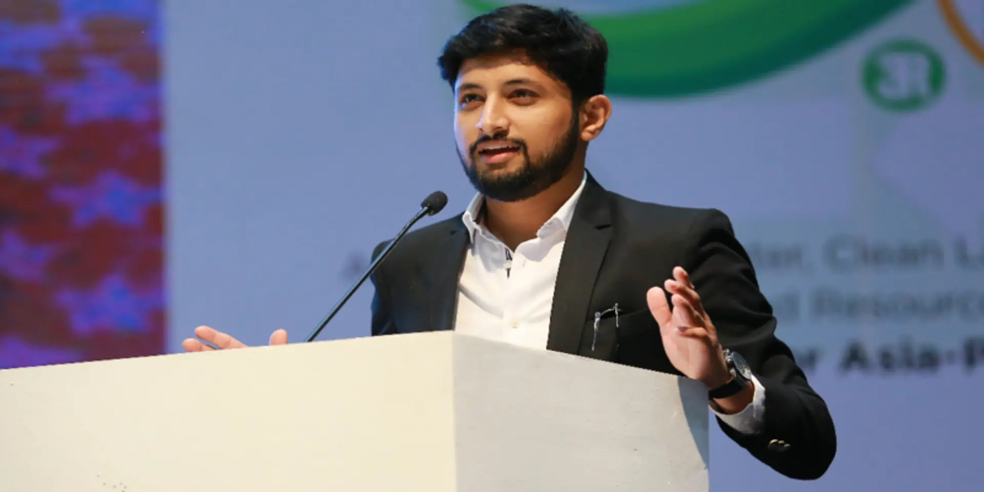 कई कंपनियों का मालिक प्लास्टिक के खिलाफ चला रहा है बड़ी मुहिम, संयुक्त राष्ट्र भी कर चुका है सम्मानित