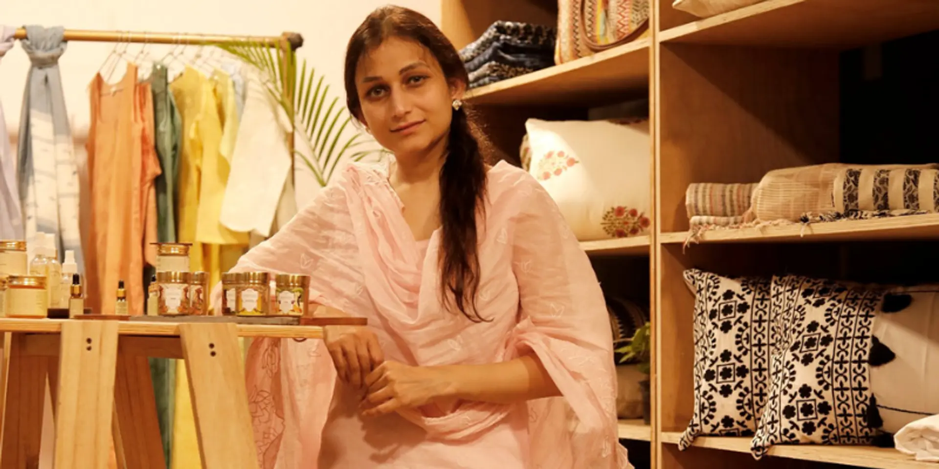 तिजोरीः इंडियन हैंडीक्राफ़्ट्स के प्रति अपने प्यार को बनाया बिज़नेस, आज है 50 करोड़ का टर्नओवर