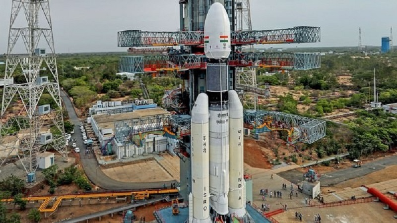 मंगलवार को इसरो करवाएगा चंद्रयान-2 को चांद की कक्षा में प्रवेश