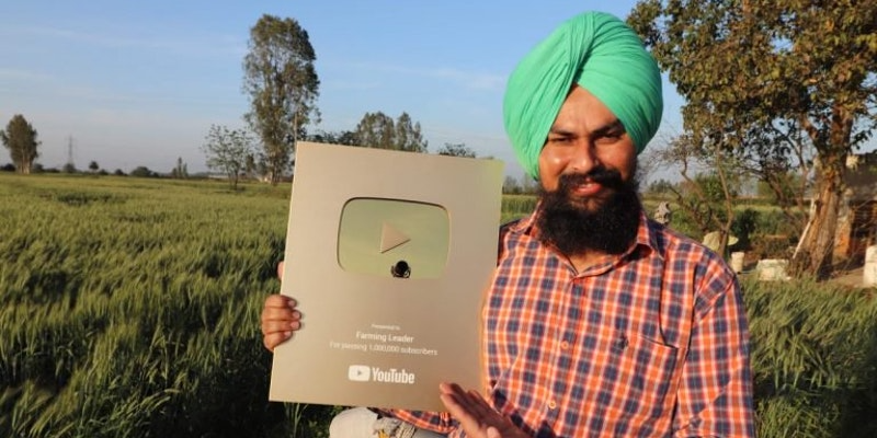 बेहतर कृषि तकनीकों पर वीडियो बनाकर 20 लाख से अधिक यूट्यूब सब्सक्राइबर्स की मदद कर रहा है पंजाब का ये किसान