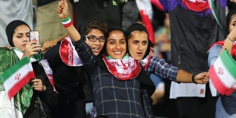 दशकों में पहली बार खुलकर फुटबाल मैच देख सकेंगी ईरानी महिलायें
