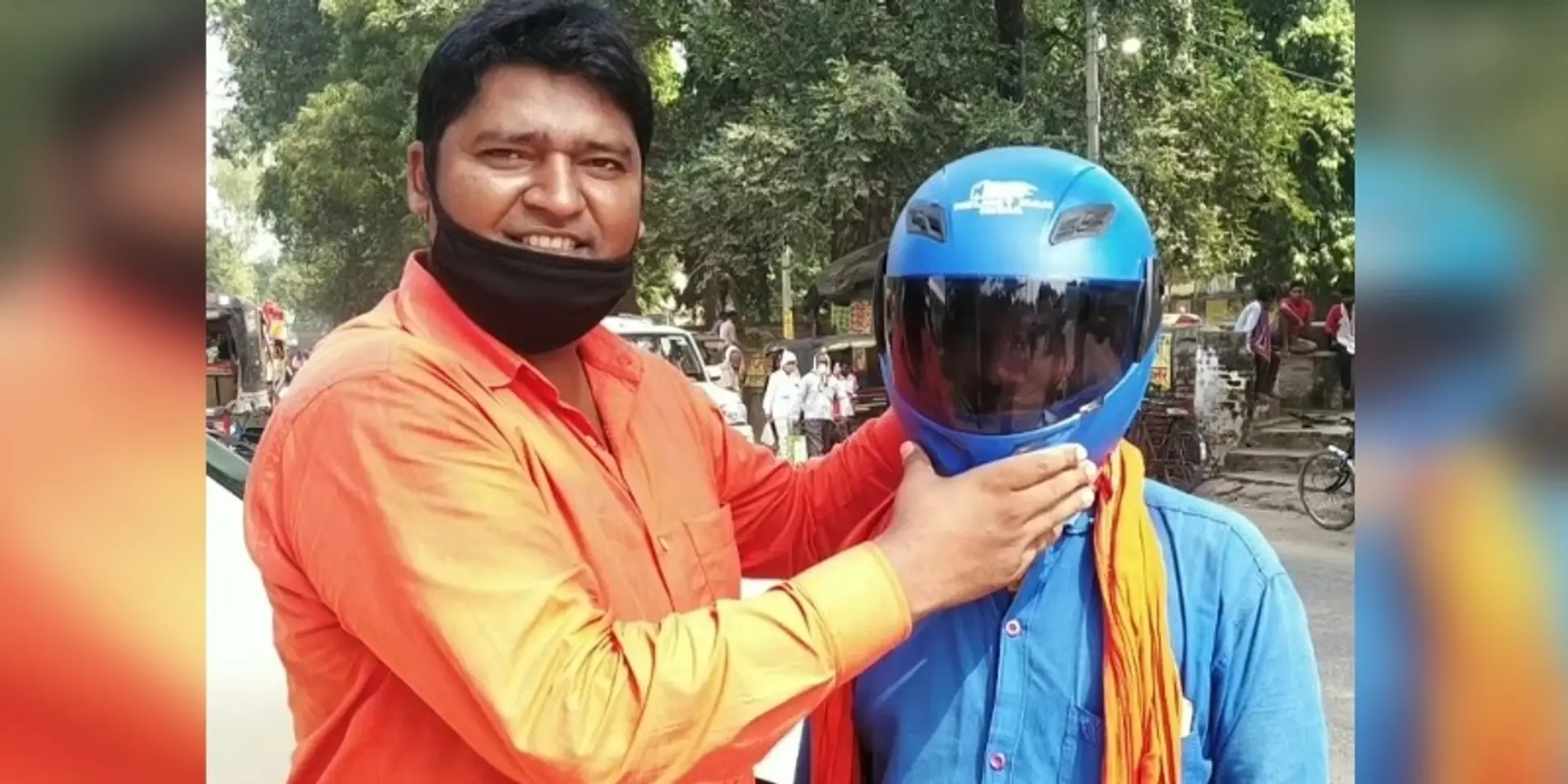 एक दुर्घटना के चलते बन गए ‘हेलमेट मैन ऑफ इंडिया’, लोगों को हेलमेट बांटने के लिए बेच दिया अपना घर