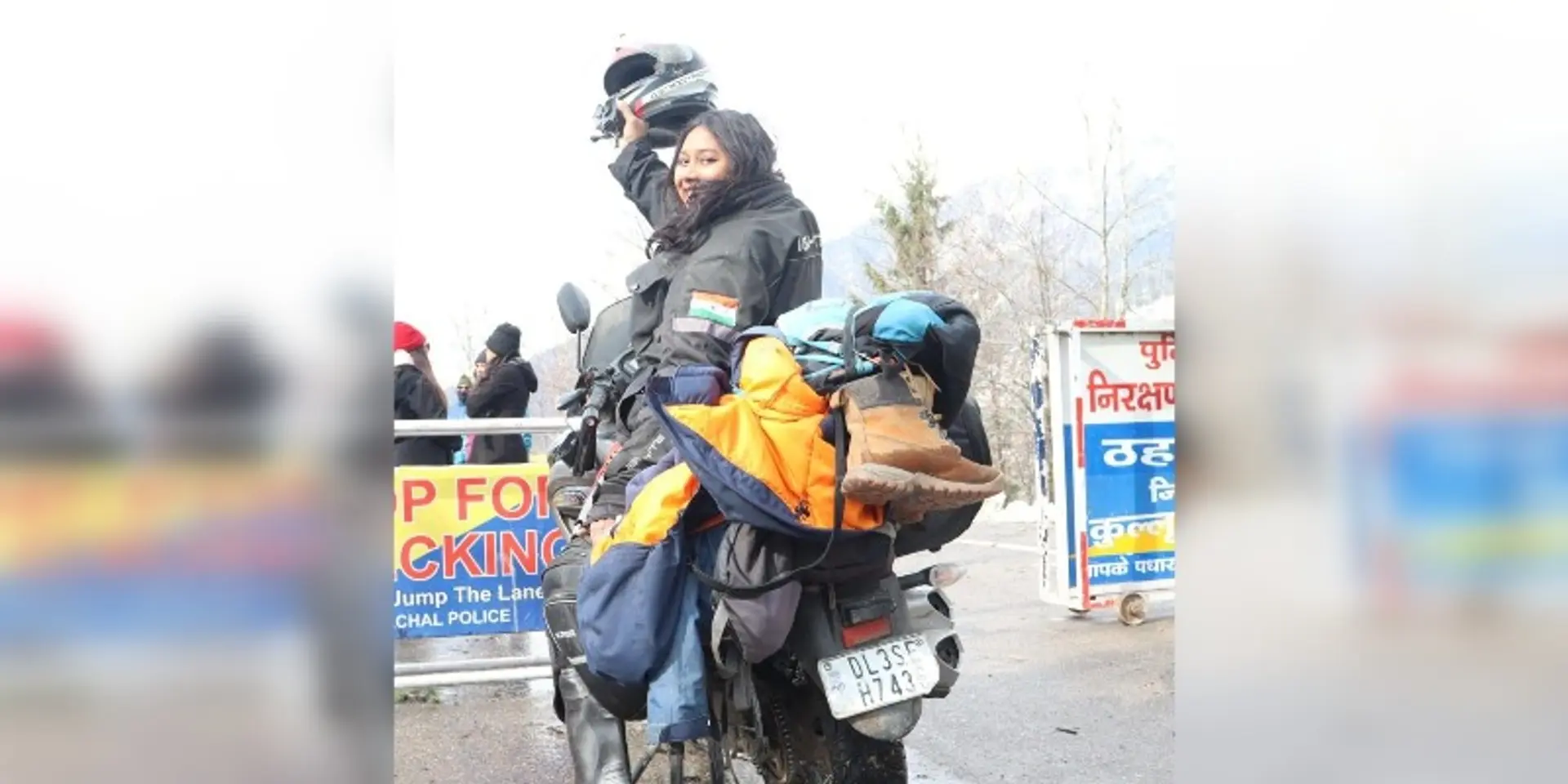 महिला सशक्तिकरण के उद्देश्य से सोलो ट्रिप पर निकली झारखंड की ये आदिवासी महिला बाइकर