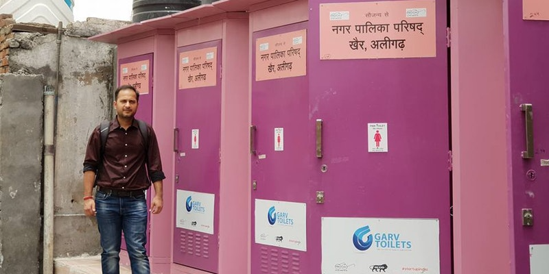  'गर्व' की बात: खास टॉयलेट बनाकर देश को खुले में शौच से मुक्त कराने में जुटा यह शख्स