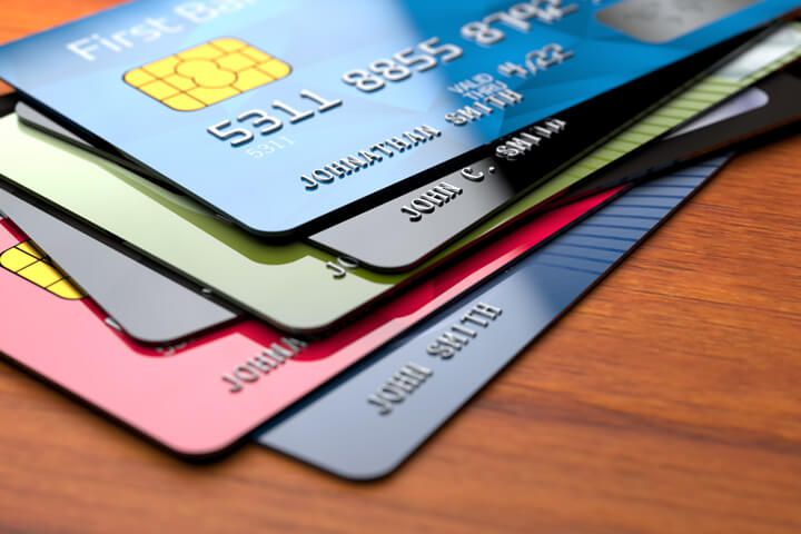 क्रेडिट कार्ड से घर का किराया देने वालों के लिए बुरी खबर, कंपनियों ने शुरू की सख्ती