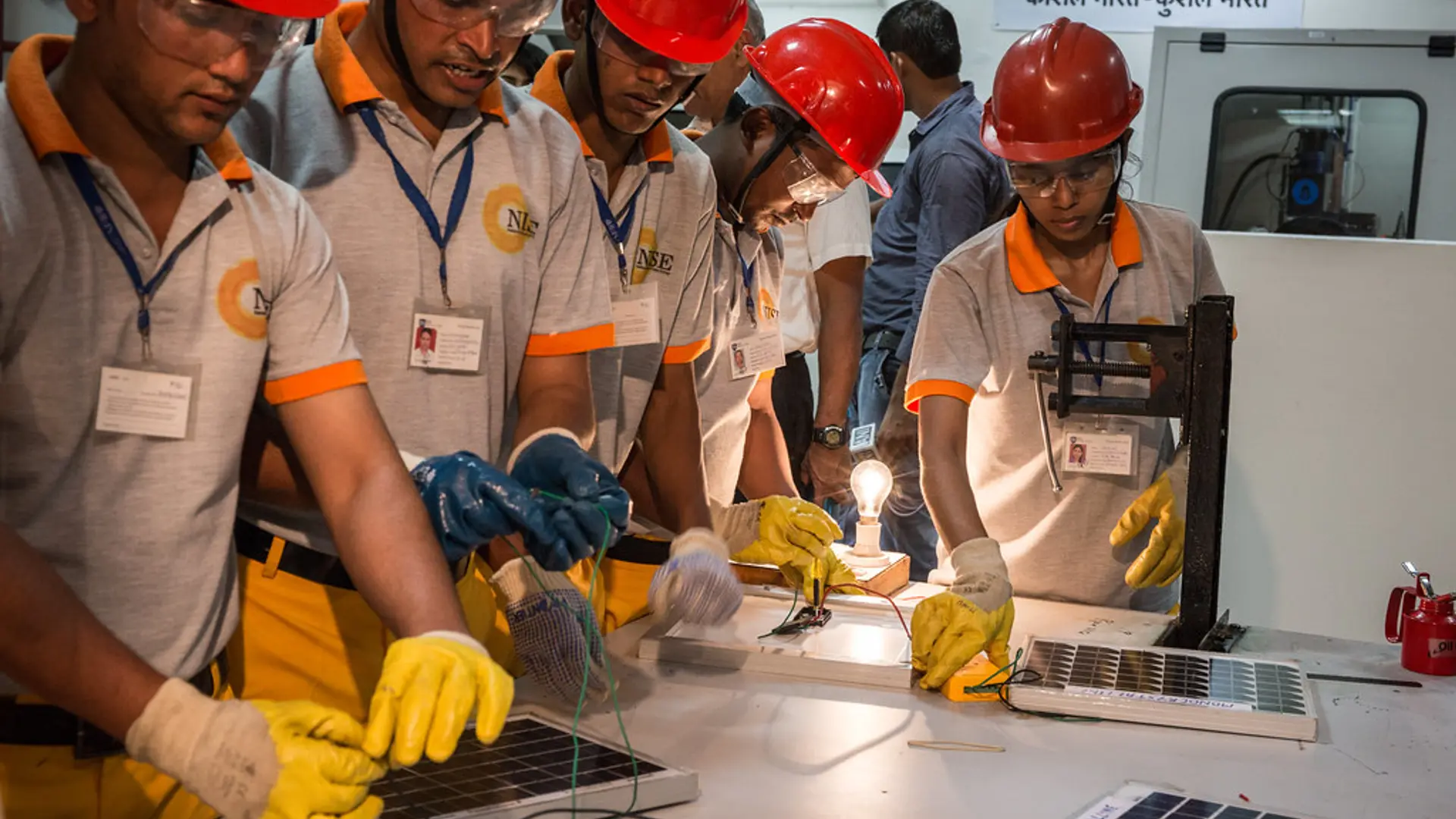 IBM, माइक्रोसॉफ्ट से लेकर अमेजन जैसी कंपनियां सरकार के स्किलिंग फ्रेमवर्क का बन रहीं हिस्सा