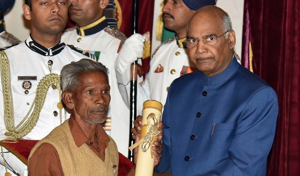 पहाड़ तोड़ नहर बनाने वाले एक बुजुर्ग महानायक को दो जून की रोटी के लाले 
